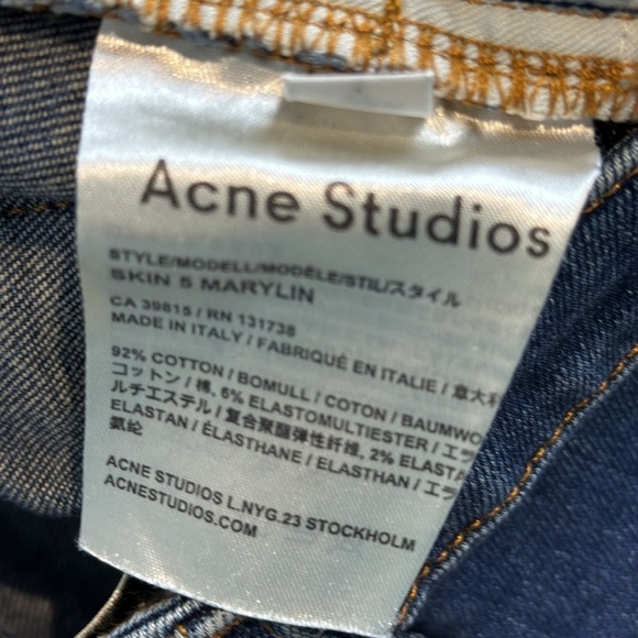 Acne Studios Skin 5 Marilyn Skinny Jeans in Blue Medium Wash - Picture 9 of 10